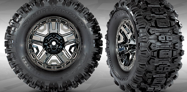 Sledgehammer Tires and 2.8(Zoll) Black Chrome Wheels