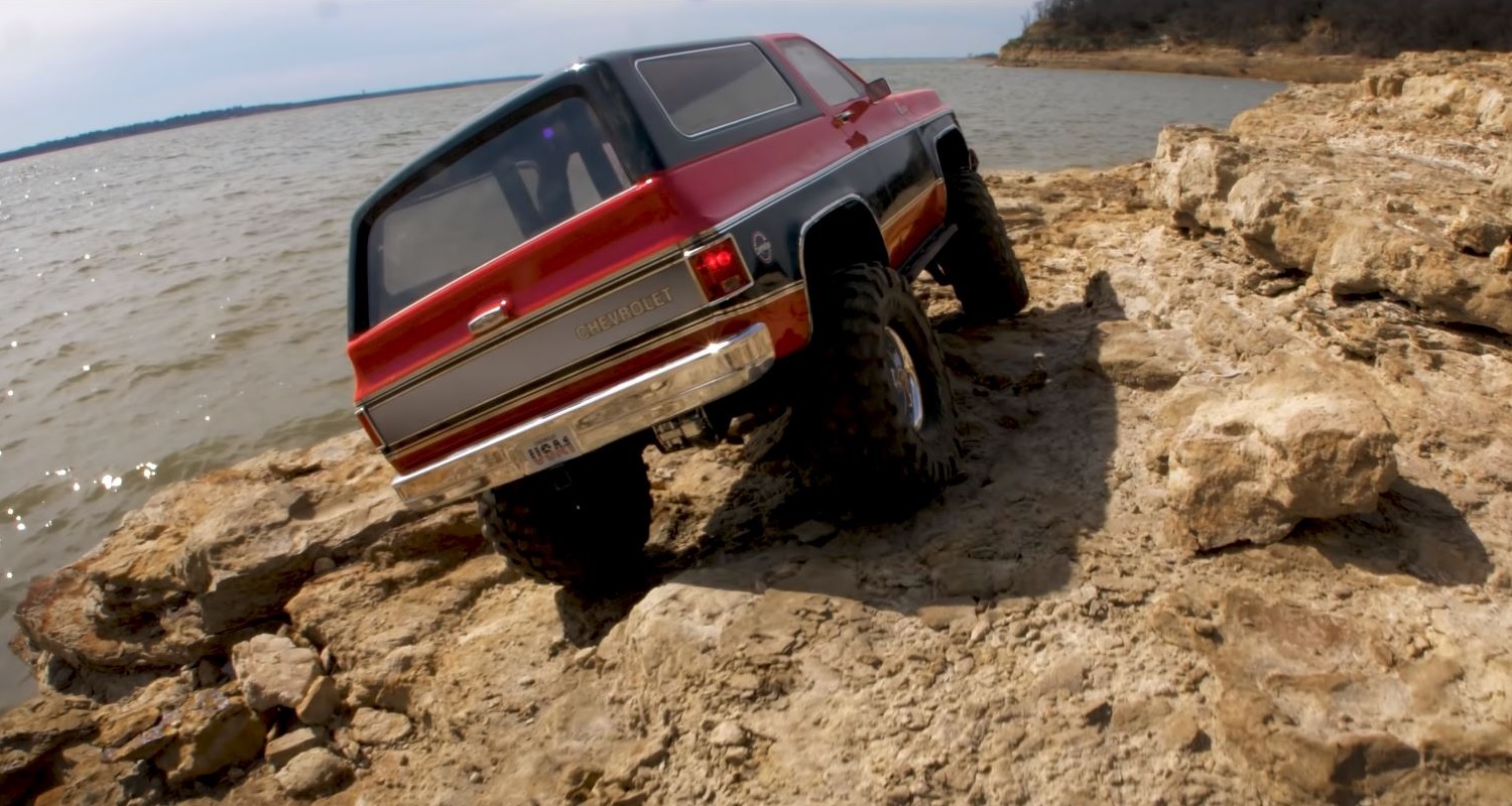 Blazer Shoreline Crawling