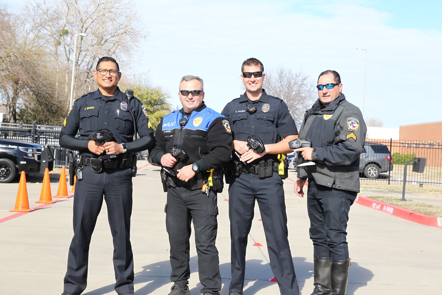 McKinney Officers mit Trucks