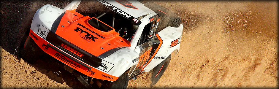 So bauen Sie die Batterien in den Traxxas Unlimited Desert Racer ein