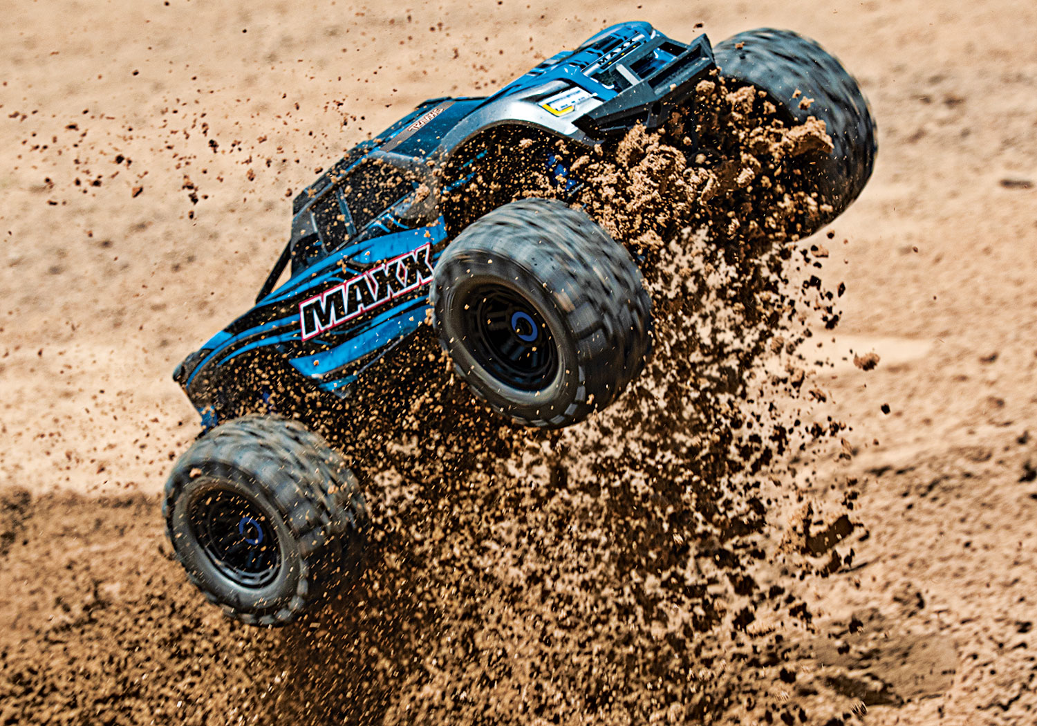 Blauer Maxx Dirt Jump