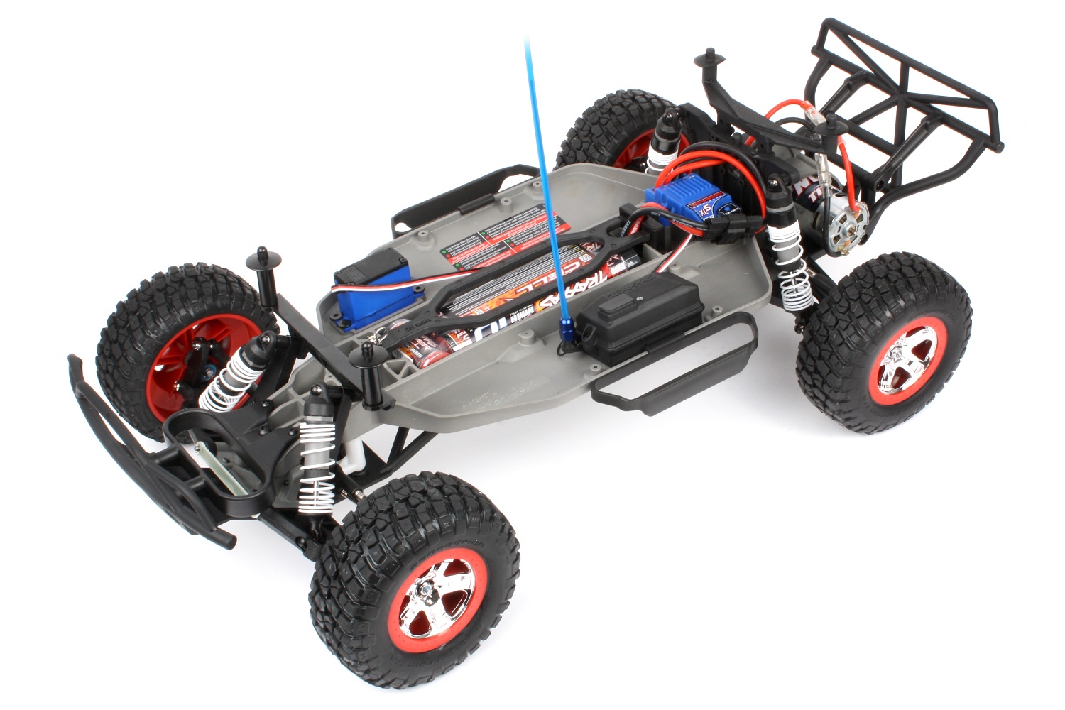 Serienmäßiger Traxxas Slash