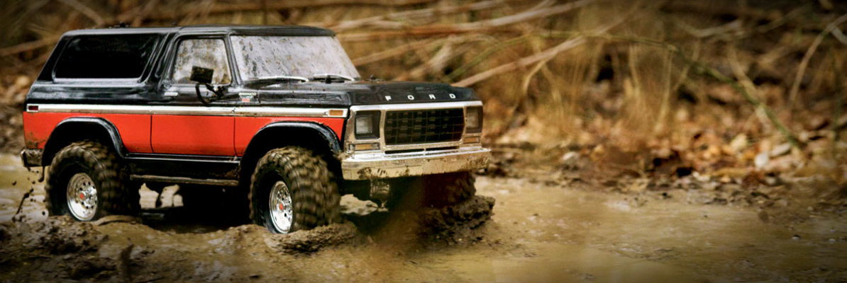 Sehen Sie, wie der TRX-4 Ford Bronco Schlamm, Felsen und Bäche bewältigt - Traxxas News Sehen Sie, wie der TRX-4 Ford Bronco Schlamm, Felsen und Bäche bewältigt