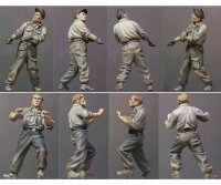 550035319 1:35 Fig. Dt. Pz Mechniker m. Werkz. (5)