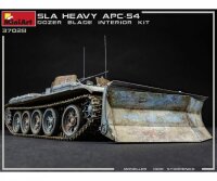 550037028 1:35 SLA APC T-54 m Räumschild/Interieur