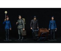 550038010 1:35 Fig. Dt. Bahnhofsper. 1930-40s (4)