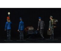 550038010 1:35 Fig. Dt. Bahnhofsper. 1930-40s (4)