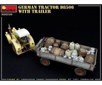 550038038 1:35 Deutscher Traktor D8506 mit Anhänger (1)