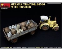 550038038 1:35 Deutscher Traktor D8506 mit Anhänger (1)