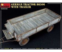 550038038 1:35 Deutscher Traktor D8506 mit Anhänger (1)