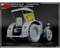 550038041 1:35 Deutscher Traktor/Zugmaschine "D8532"