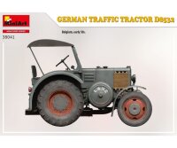 550038041 1:35 Deutscher Traktor/Zugmaschine "D8532"