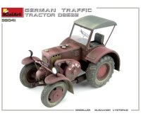 550038041 1:35 Deutscher Traktor/Zugmaschine "D8532"