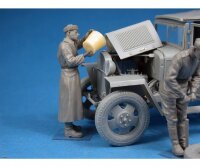 550035144 1:35 Fig. Fahrer Rote Armee (5)
