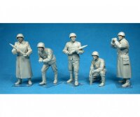 550035185 1:35 Fig. Sov. Schw. Artil. Manns. (5)SE
