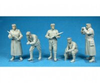 550035185 1:35 Fig. Sov. Schw. Artil. Manns. (5)SE