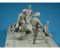 550035191 1:35 Fig. Dt. Panzerbesatzung Fra.40(5)