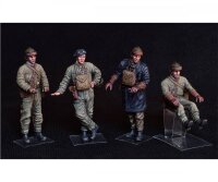 550035267 1:35 Fig. Pol. Panzerbesatzung (4)
