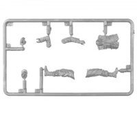 550035286 1:35 Fig. Dt. Soldaten m.Kraftstoffk.(2)