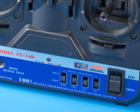KR-79019 FlySky FS-T4BS Fernsteuerung 4 Kanal   2,4 GHz